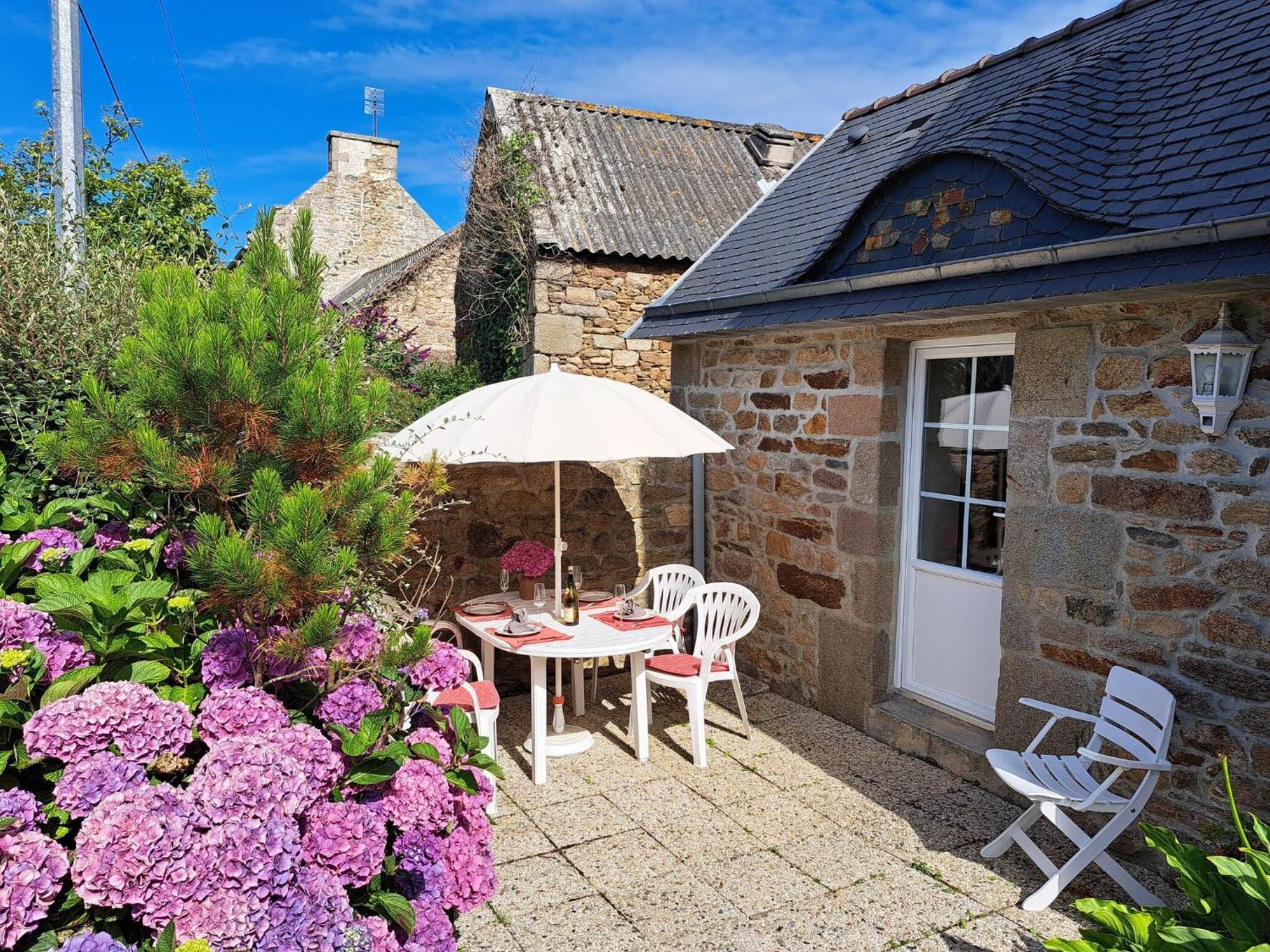 Natural Stone House Close To The Sea, Lannilis Exteriér fotografie